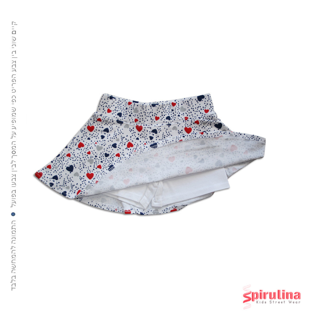חצאית מיני עם לבבות